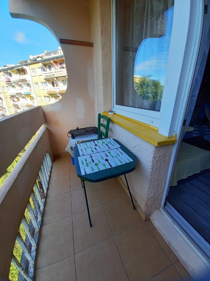 Apartament Zwykłe Mieszkanie Dla Zwykłych Ludzi *